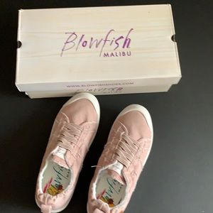 BLOWFISH Malibu Vex Slip On Sneakers Size 6.5 NEW